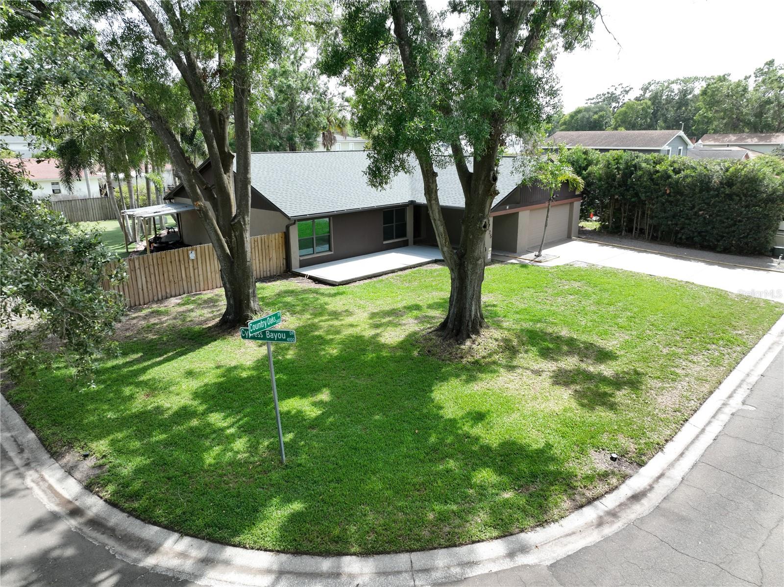 Image 5 of 68 For 11525 Country Oaks Drive