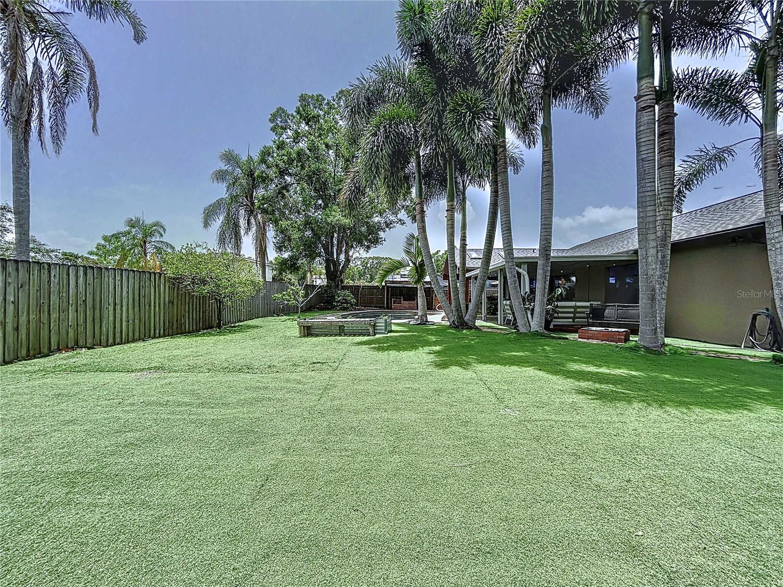 Image 9 of 68 For 11525 Country Oaks Drive