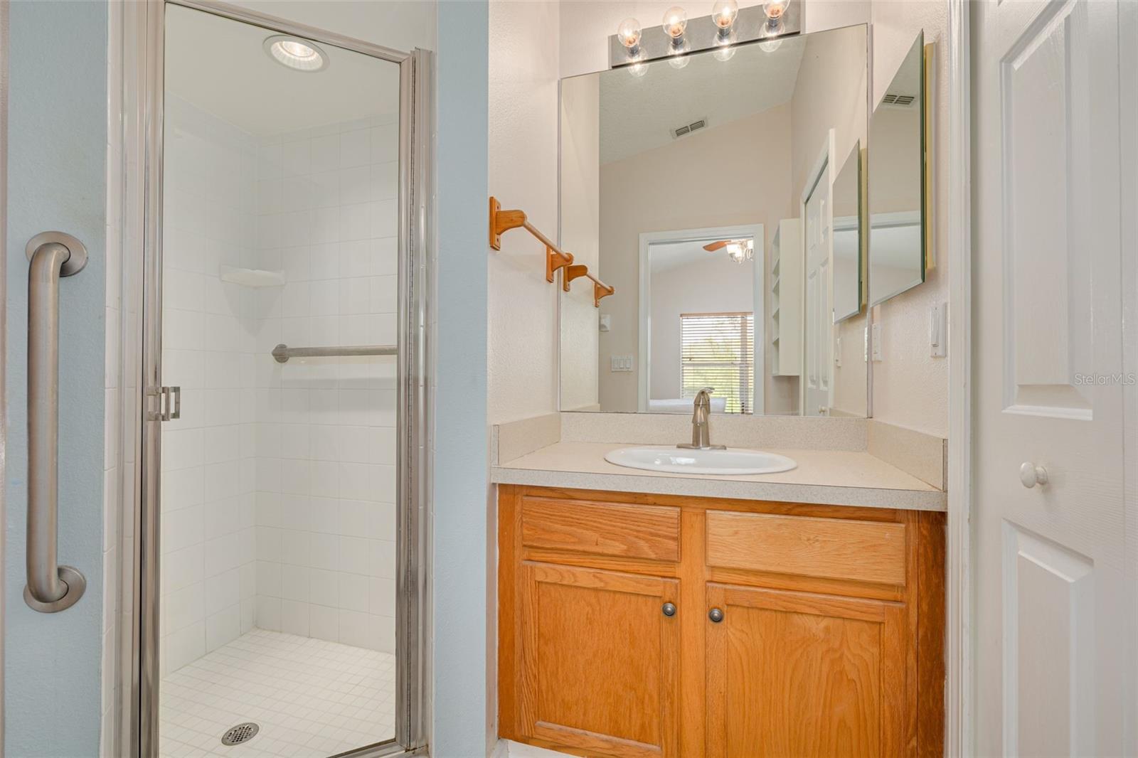 Image 17 of 32 For 11078 Heathrow Avenue