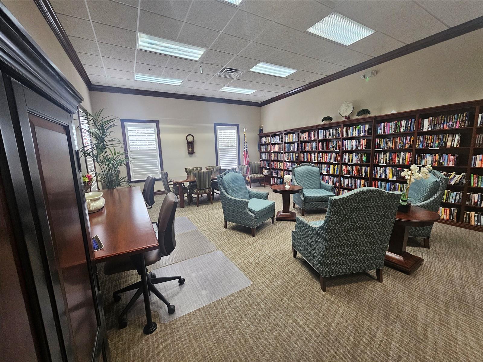 Listing photo id 38 for 11078 Heathrow Avenue