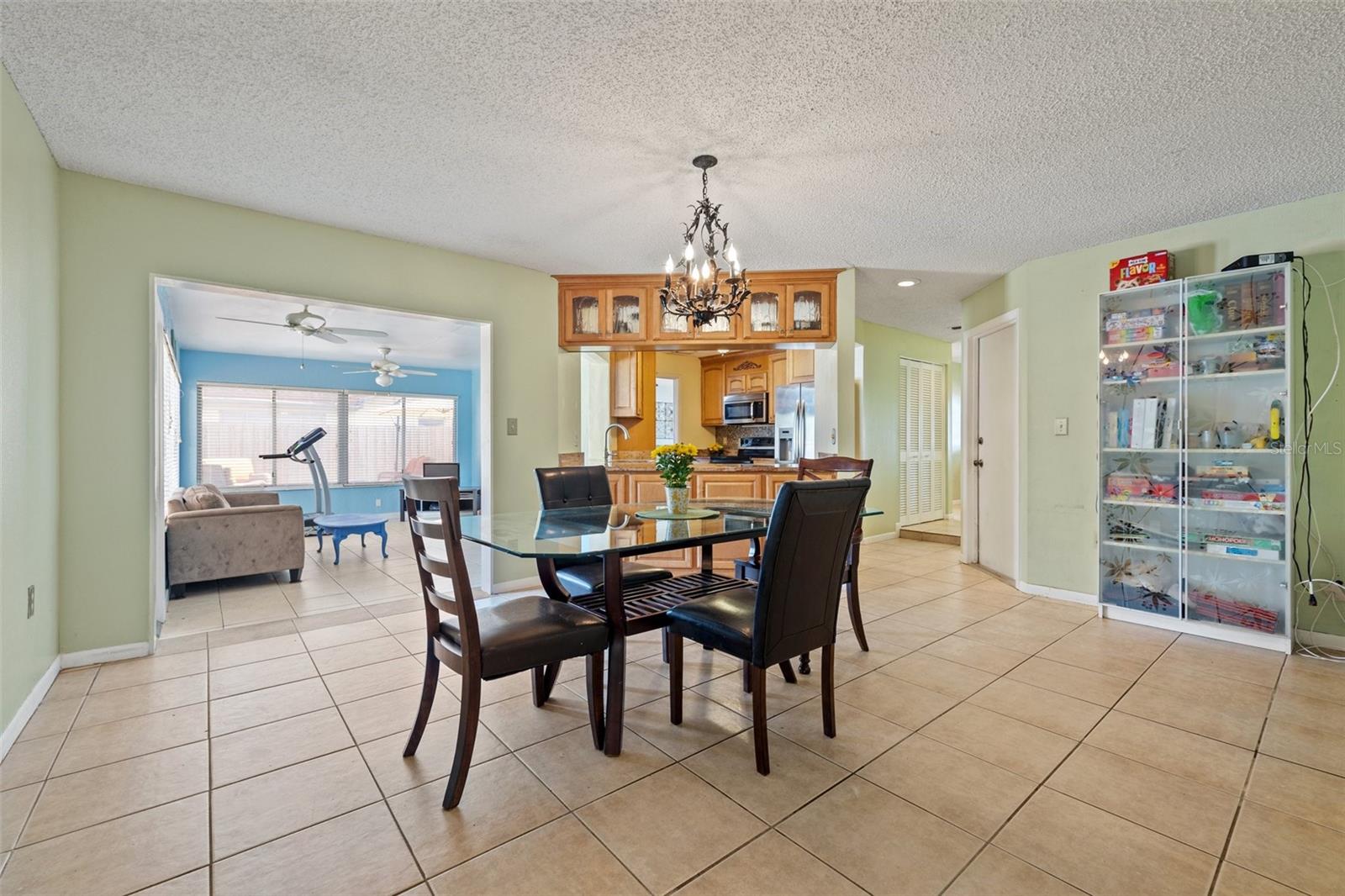 Image 11 of 28 For 9309 120th Street