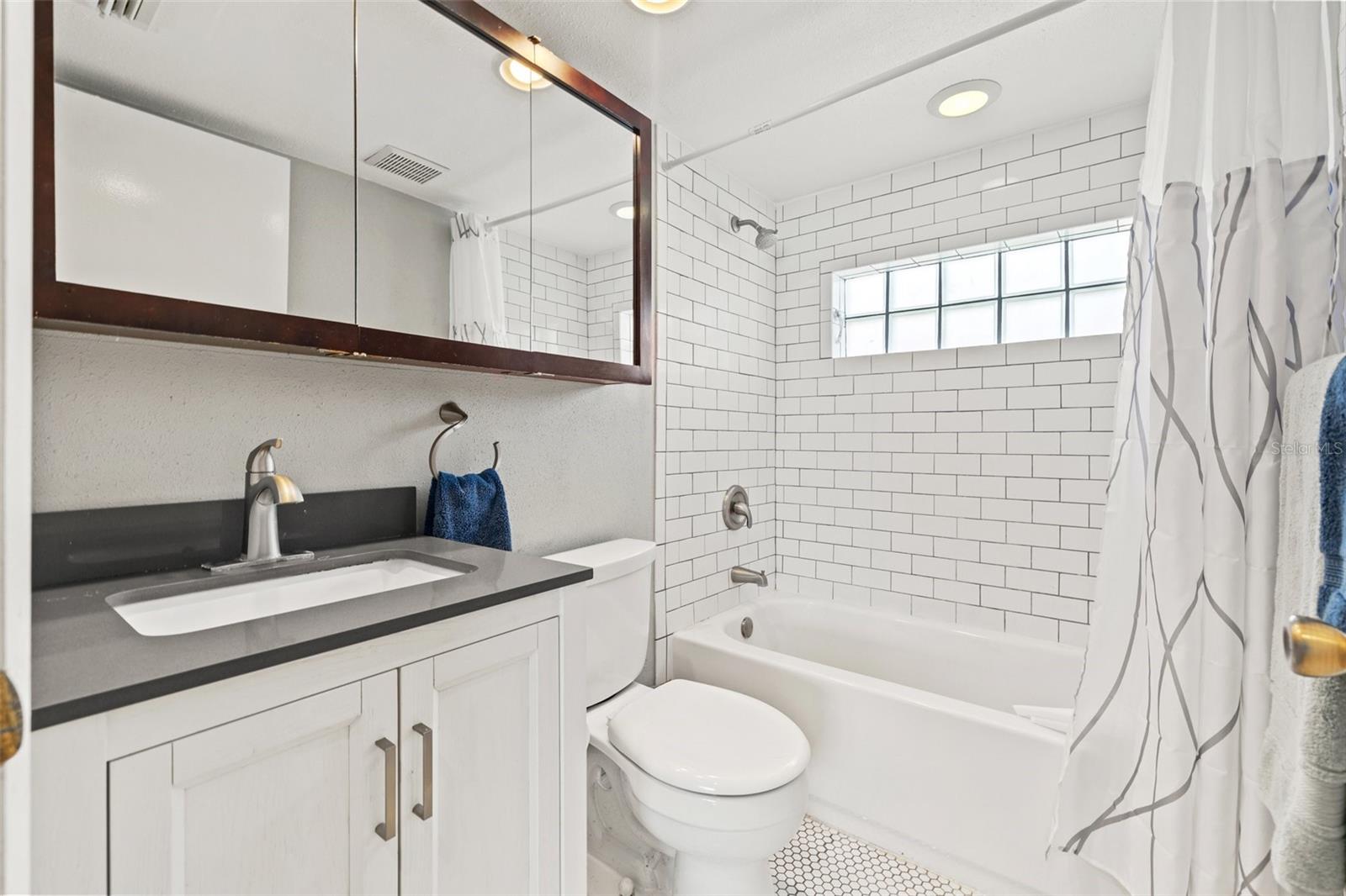 Image 17 of 28 For 9309 120th Street