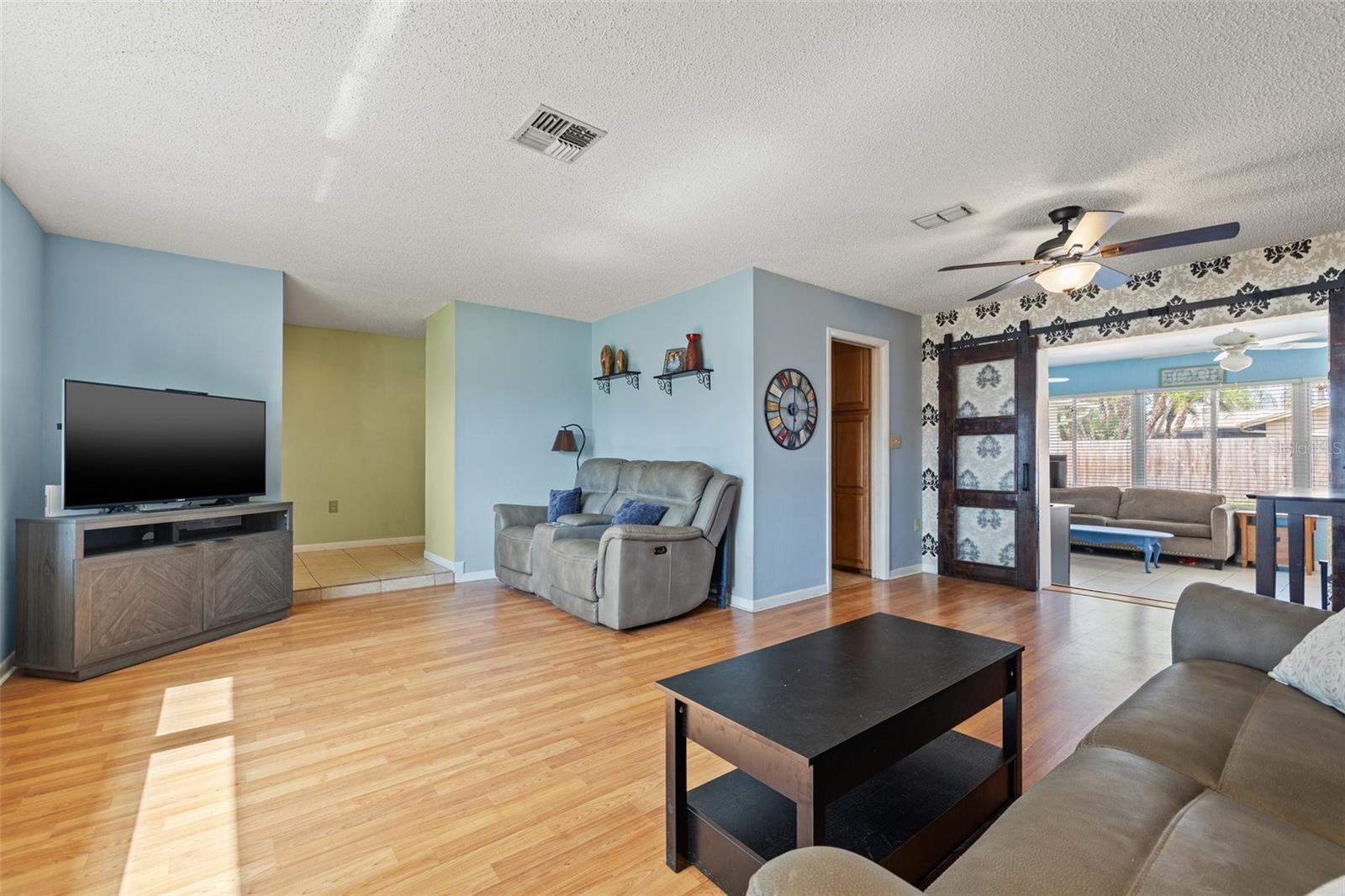 Image 6 of 28 For 9309 120th Street