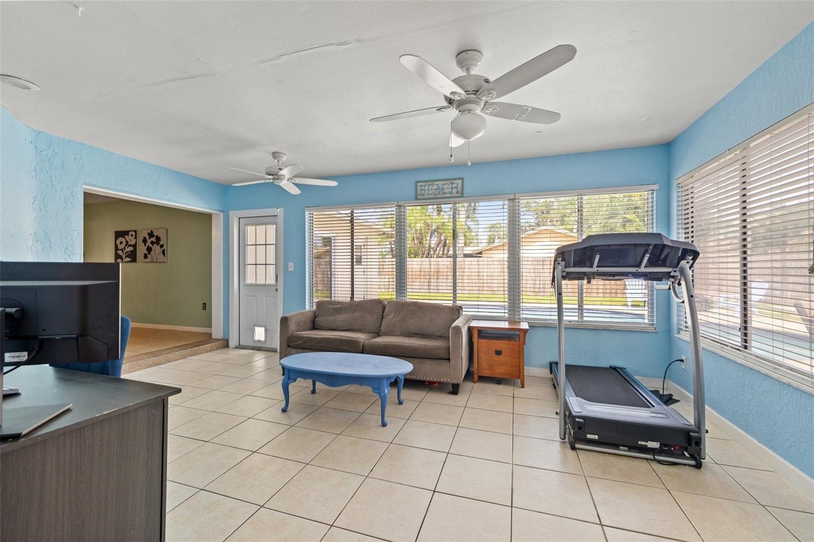 Image 8 of 28 For 9309 120th Street