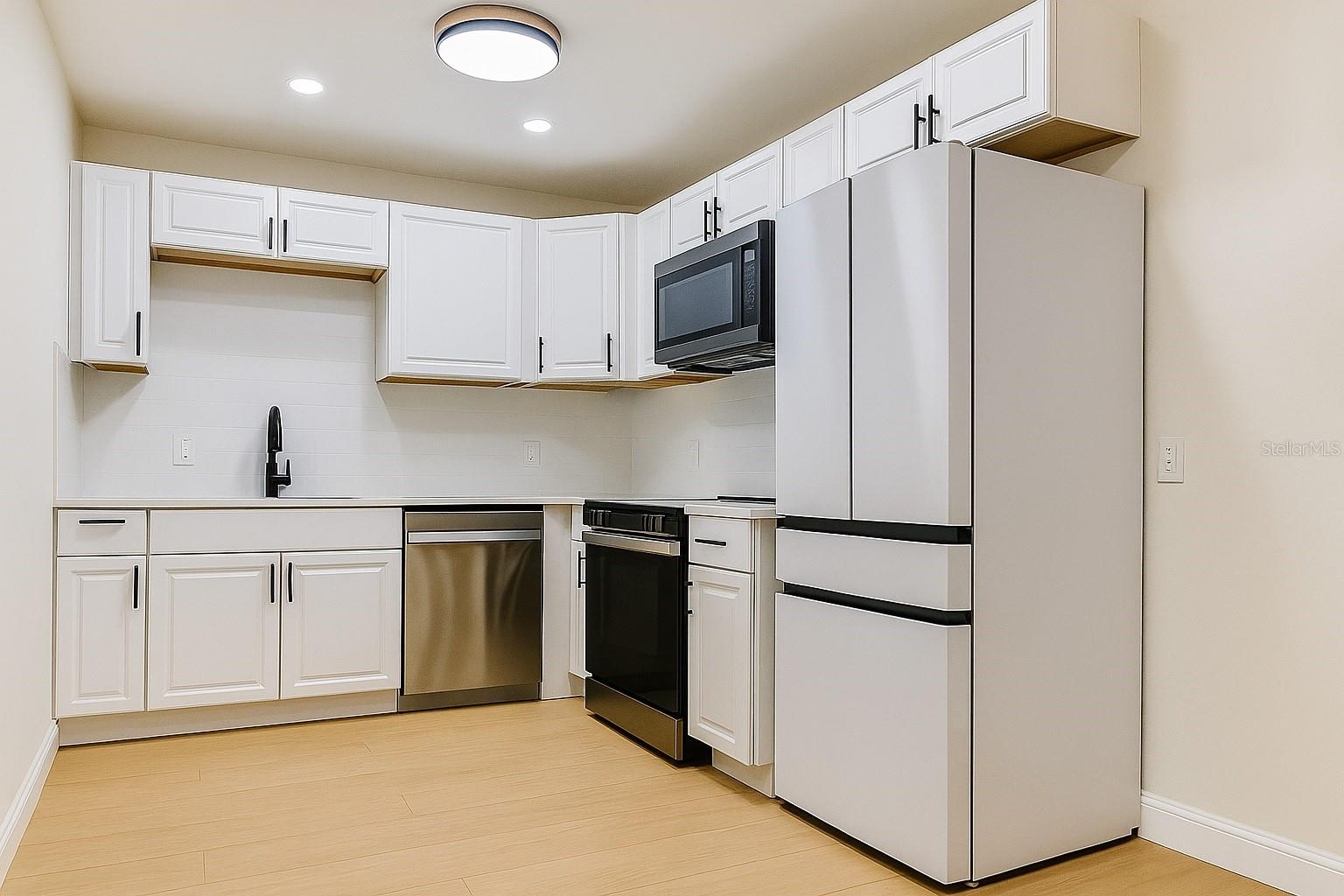 Image 5 of 11 For 7620 74th Street