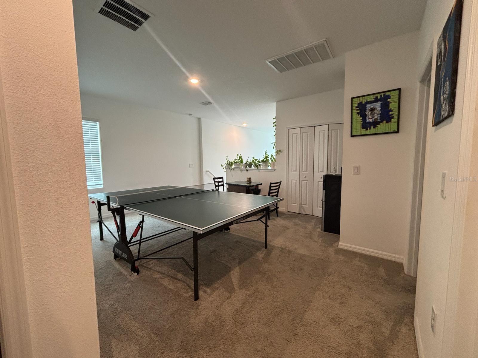 Listing photo id 16 for 7563 Ashcroft Drive