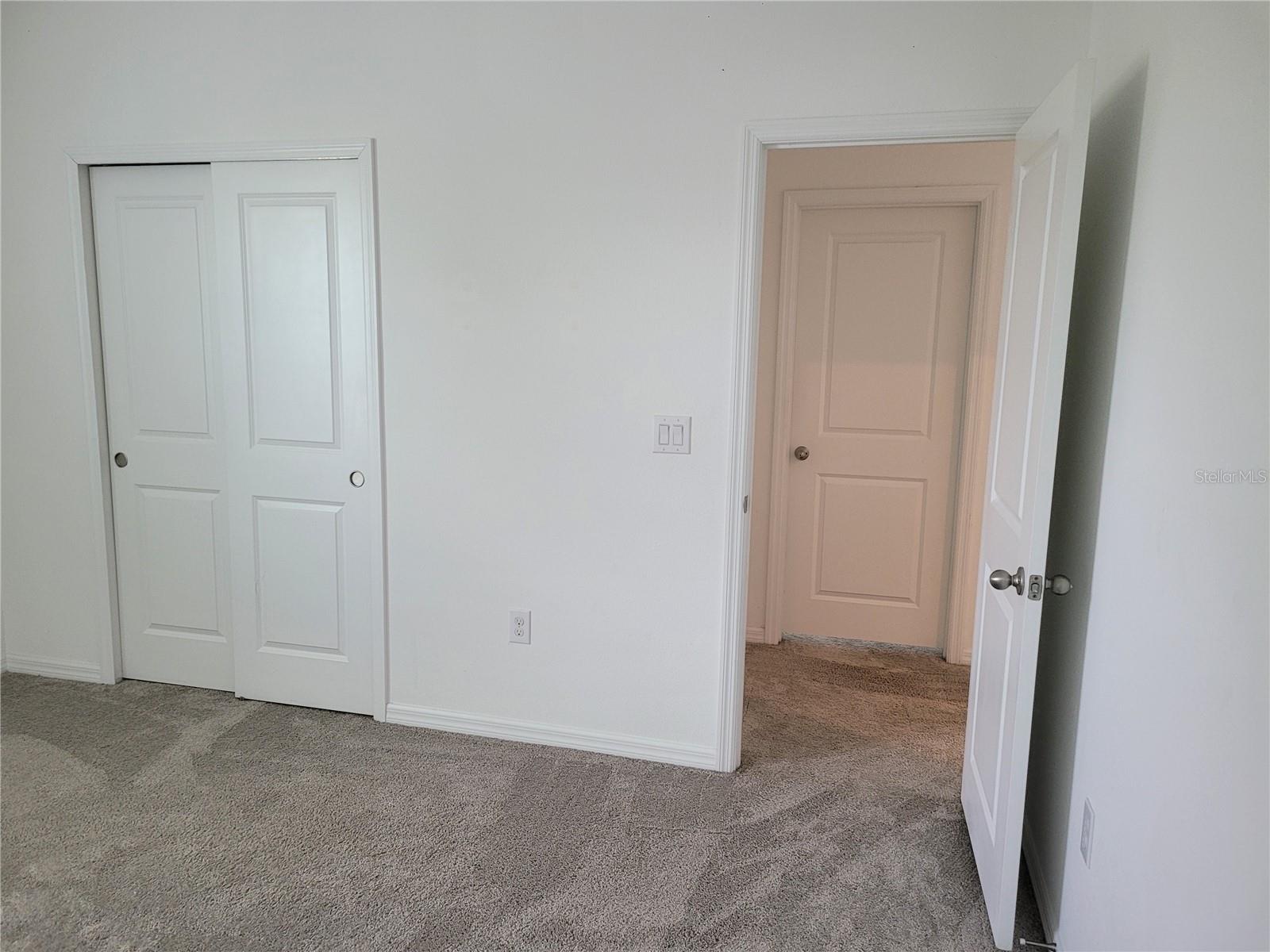 Image 31 of 38 For 7563 Ashcroft Drive