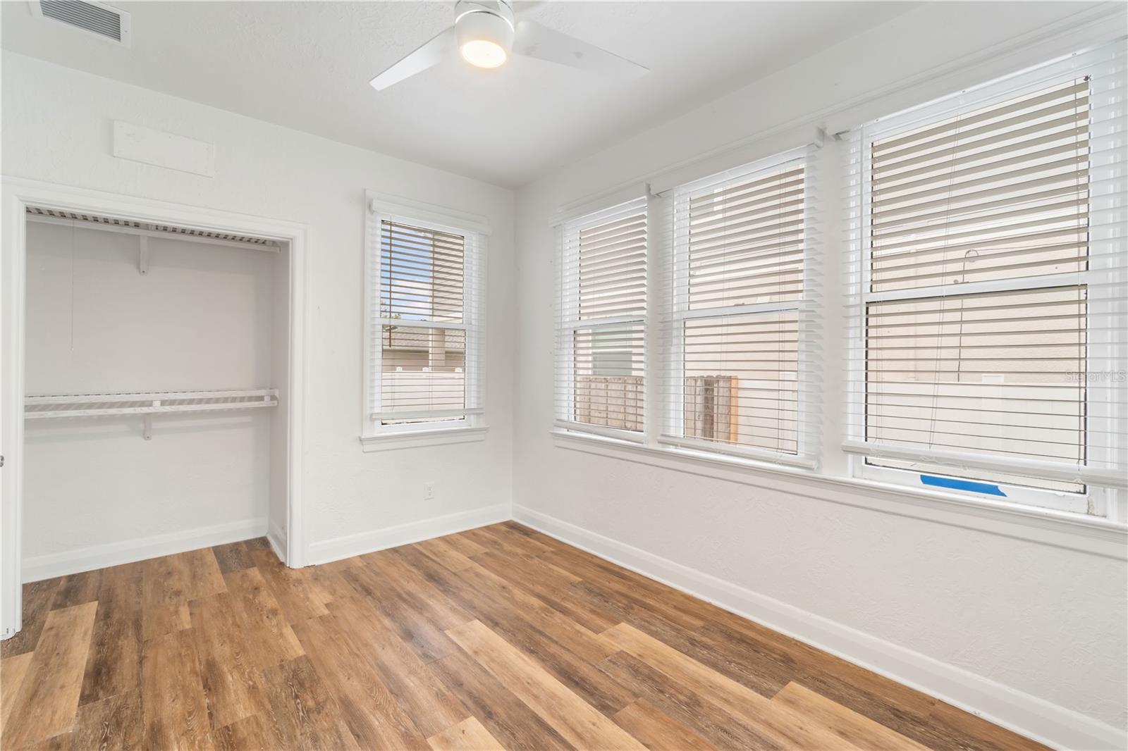 Image 6 of 25 For 206 Albany Avenue