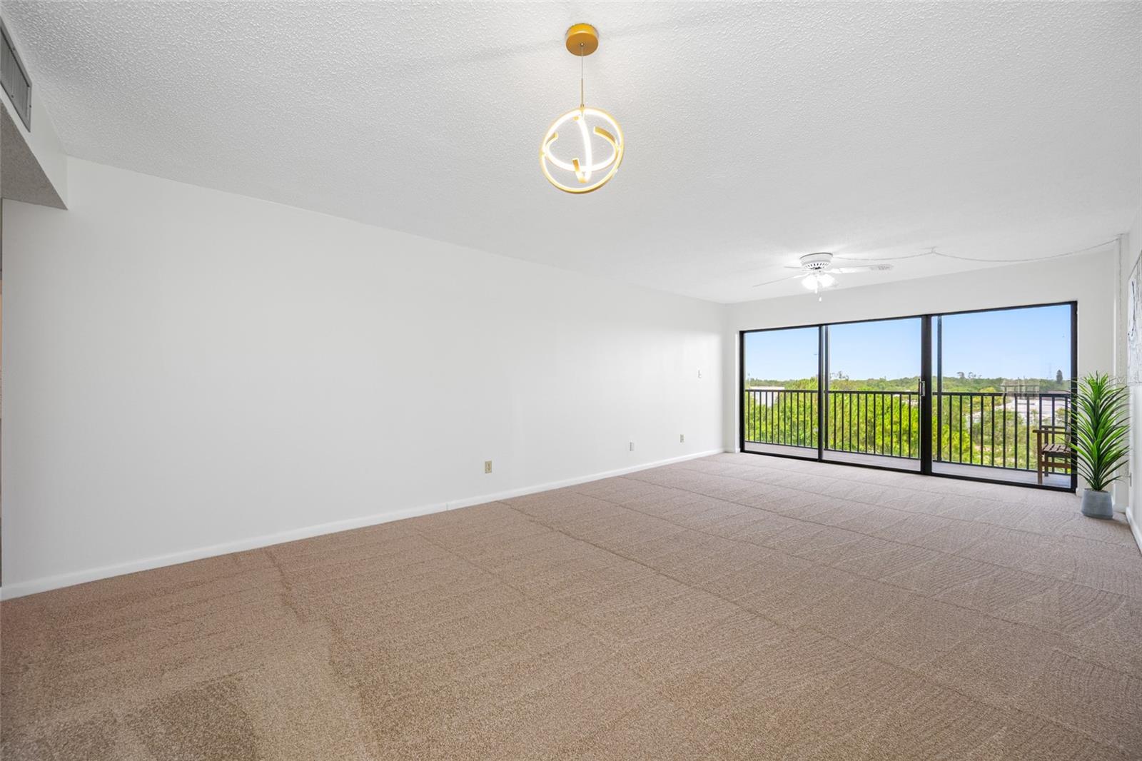 Image 14 of 41 For 2900 Cove Cay Drive 7c