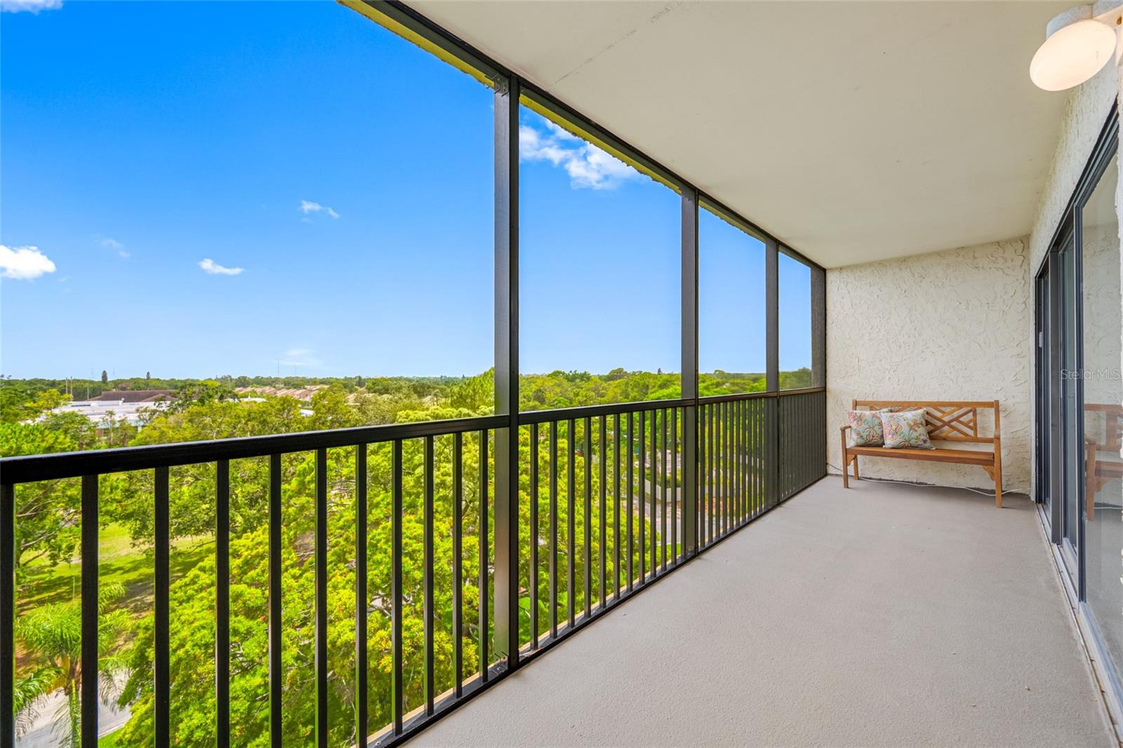 Image 35 of 41 For 2900 Cove Cay Drive 7c