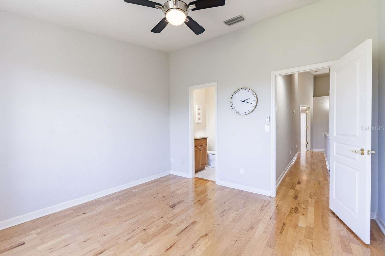 Image 16 of 24 For 115 Brent Circle