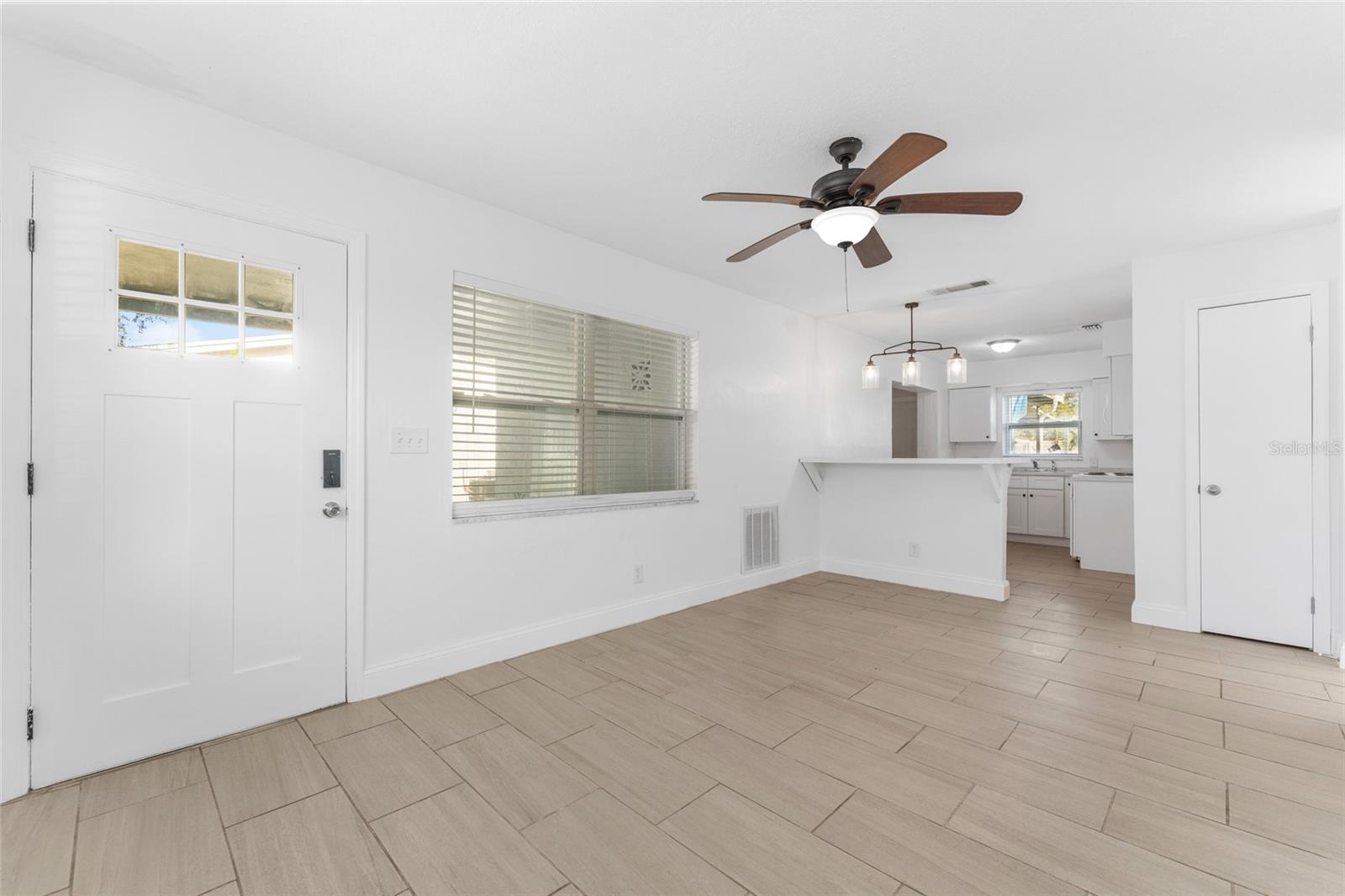 Image 9 of 26 For 546 90th Avenue N