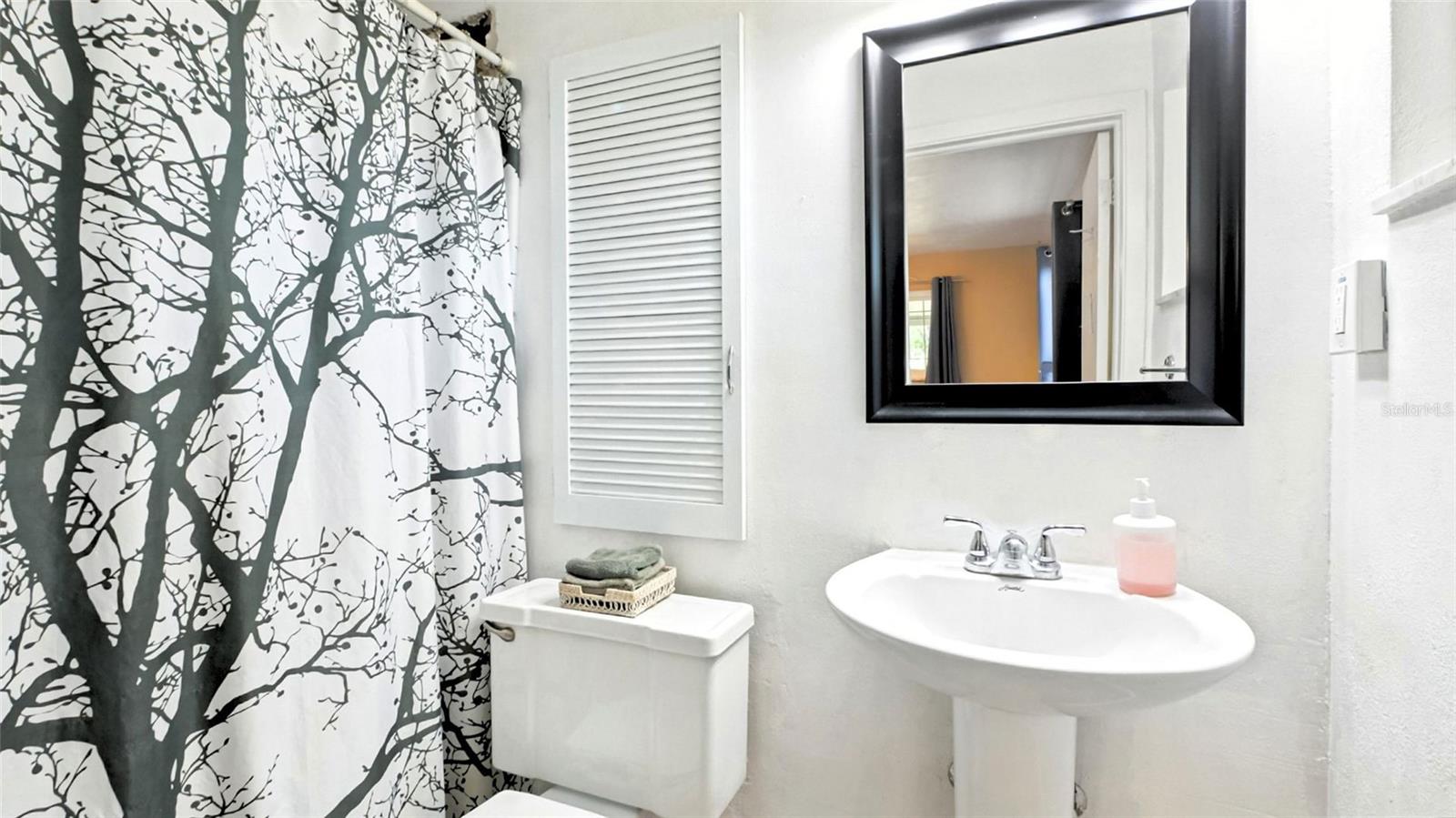 Image 15 of 25 For 2891 58th Way N