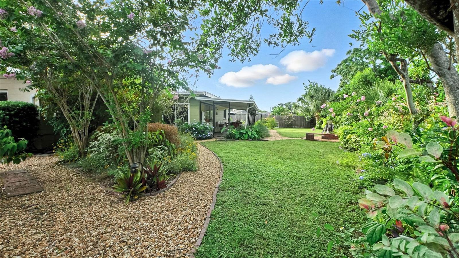 Image 21 of 25 For 2891 58th Way N