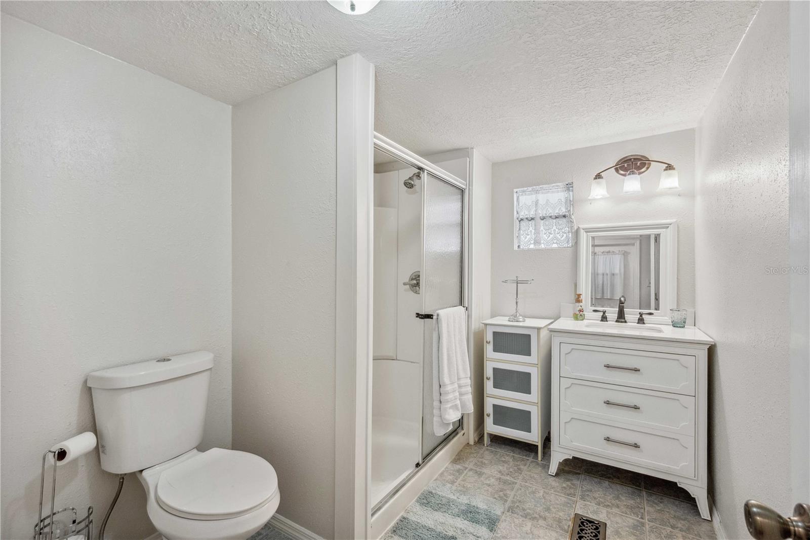 Image 21 of 40 For 5451 Antigua Drive