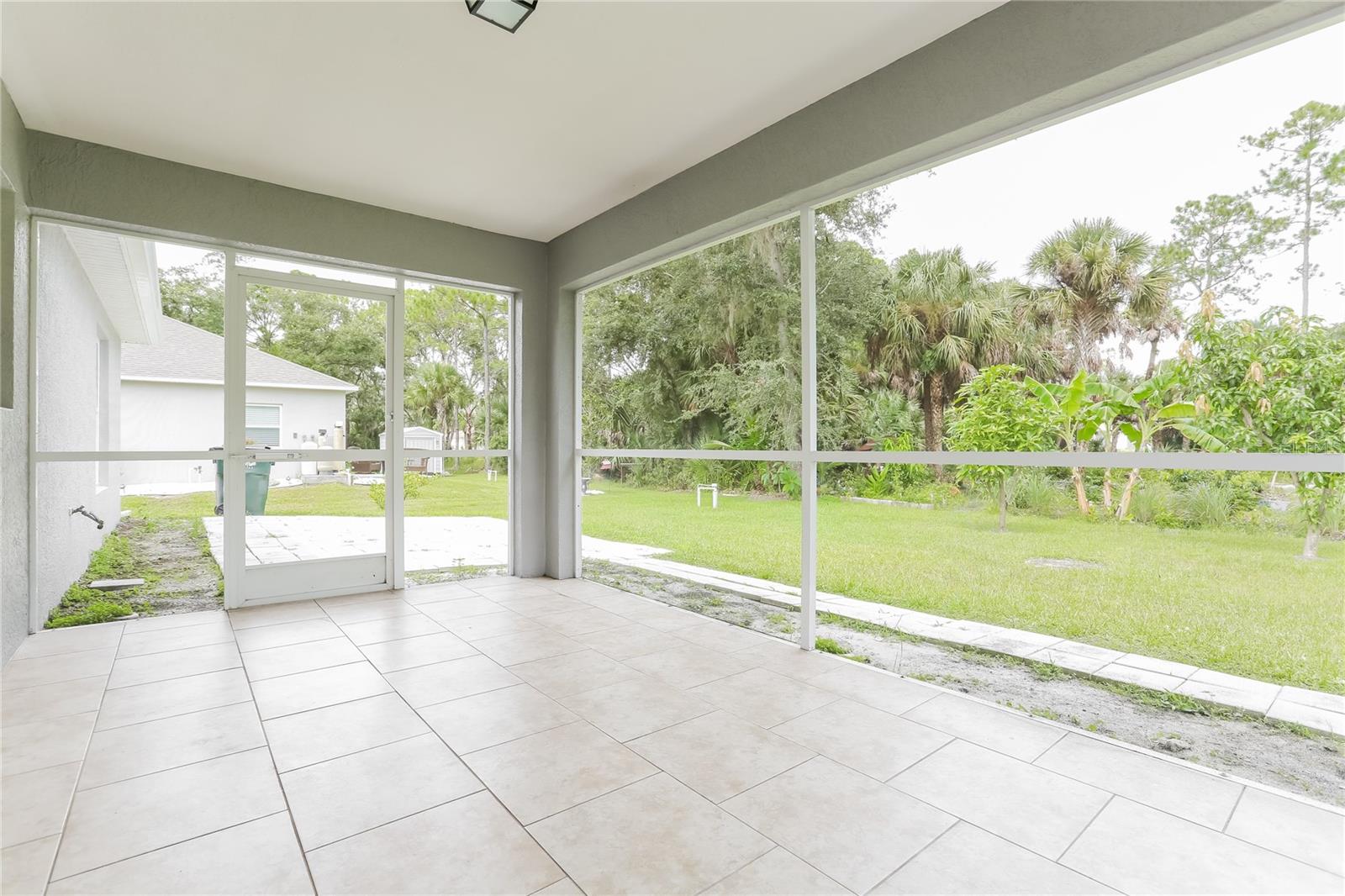 Image 13 of 14 For 2840 Soprano Lane