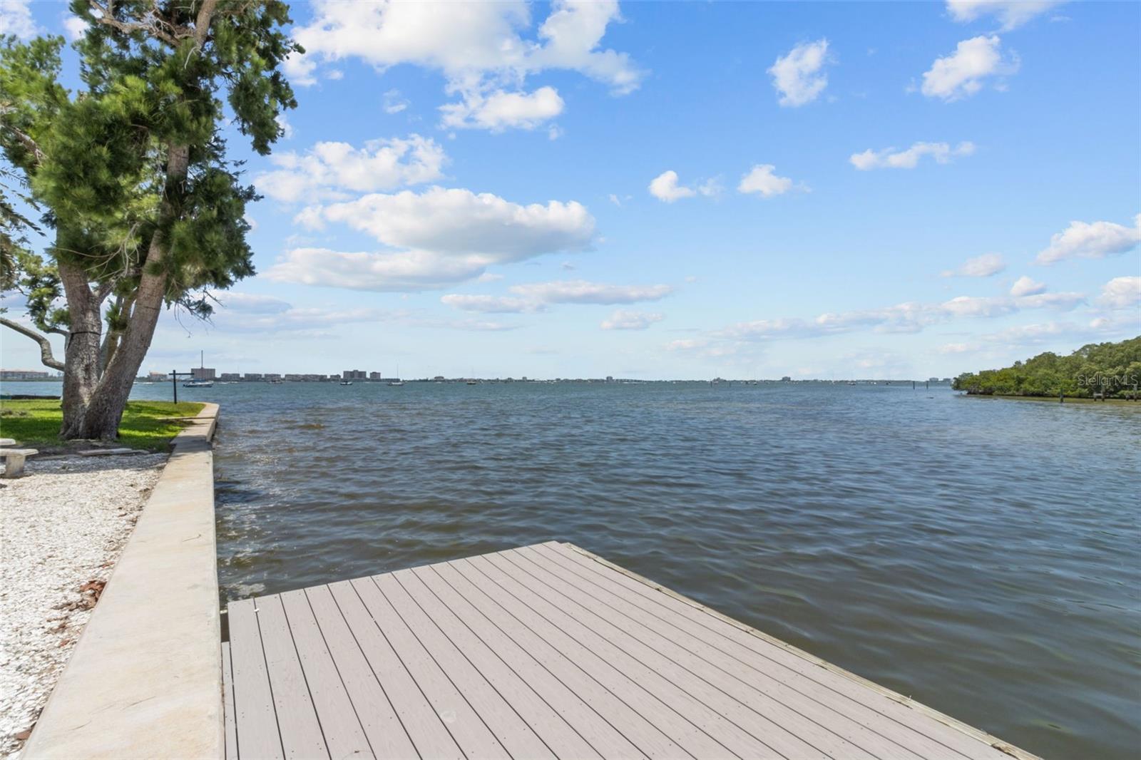 Image 11 of 52 For 4749 Baywood Point Drive S