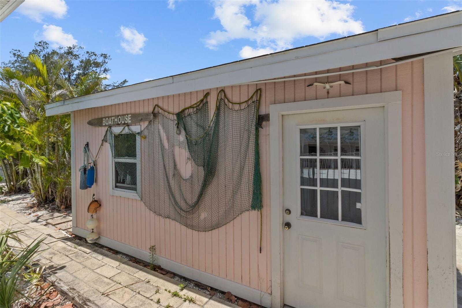 Image 30 of 52 For 4749 Baywood Point Drive S