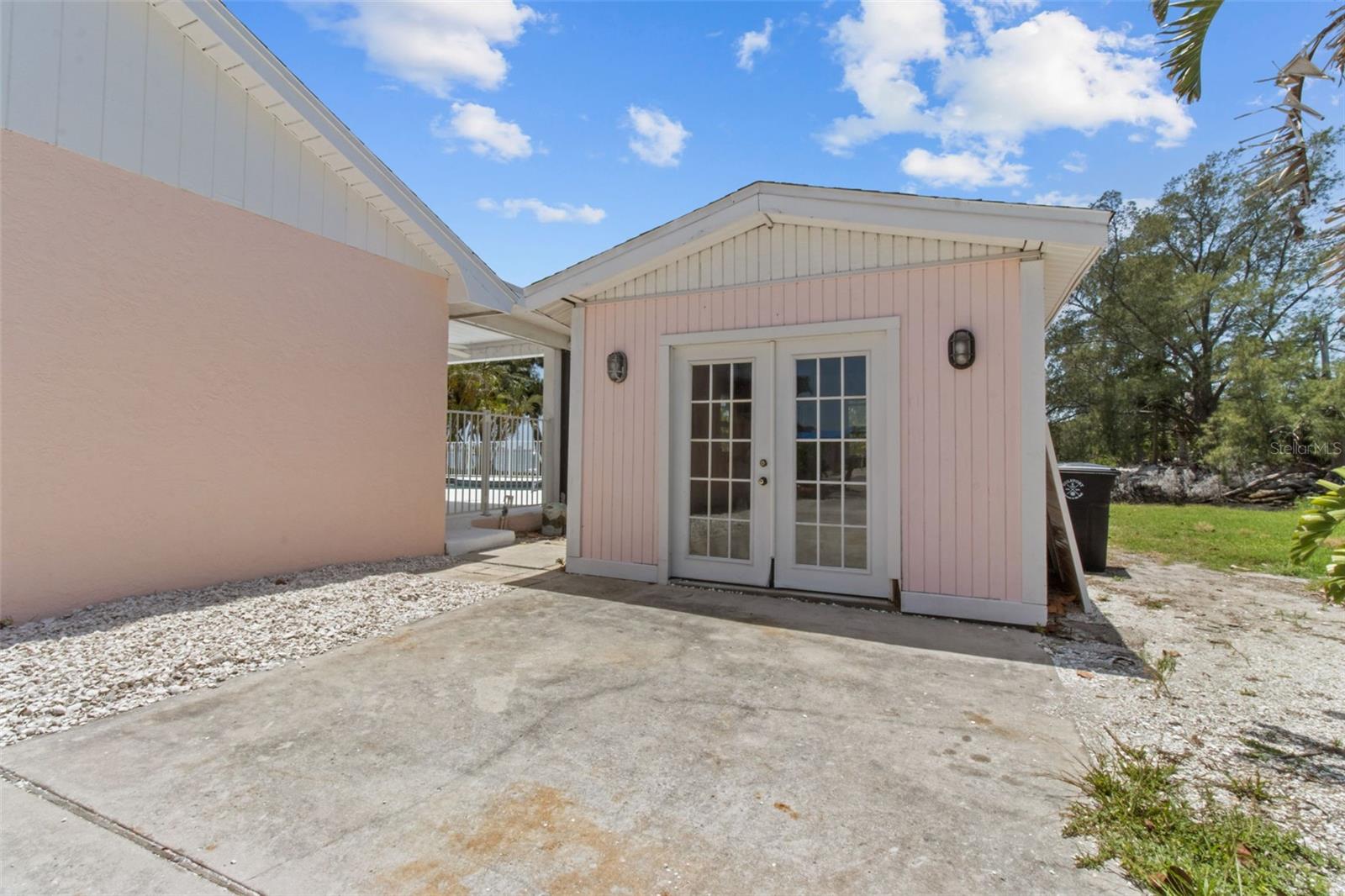 Image 31 of 52 For 4749 Baywood Point Drive S