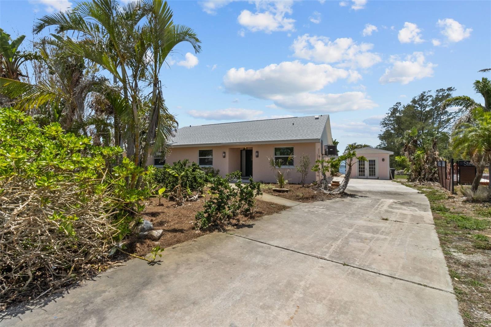 Image 37 of 52 For 4749 Baywood Point Drive S