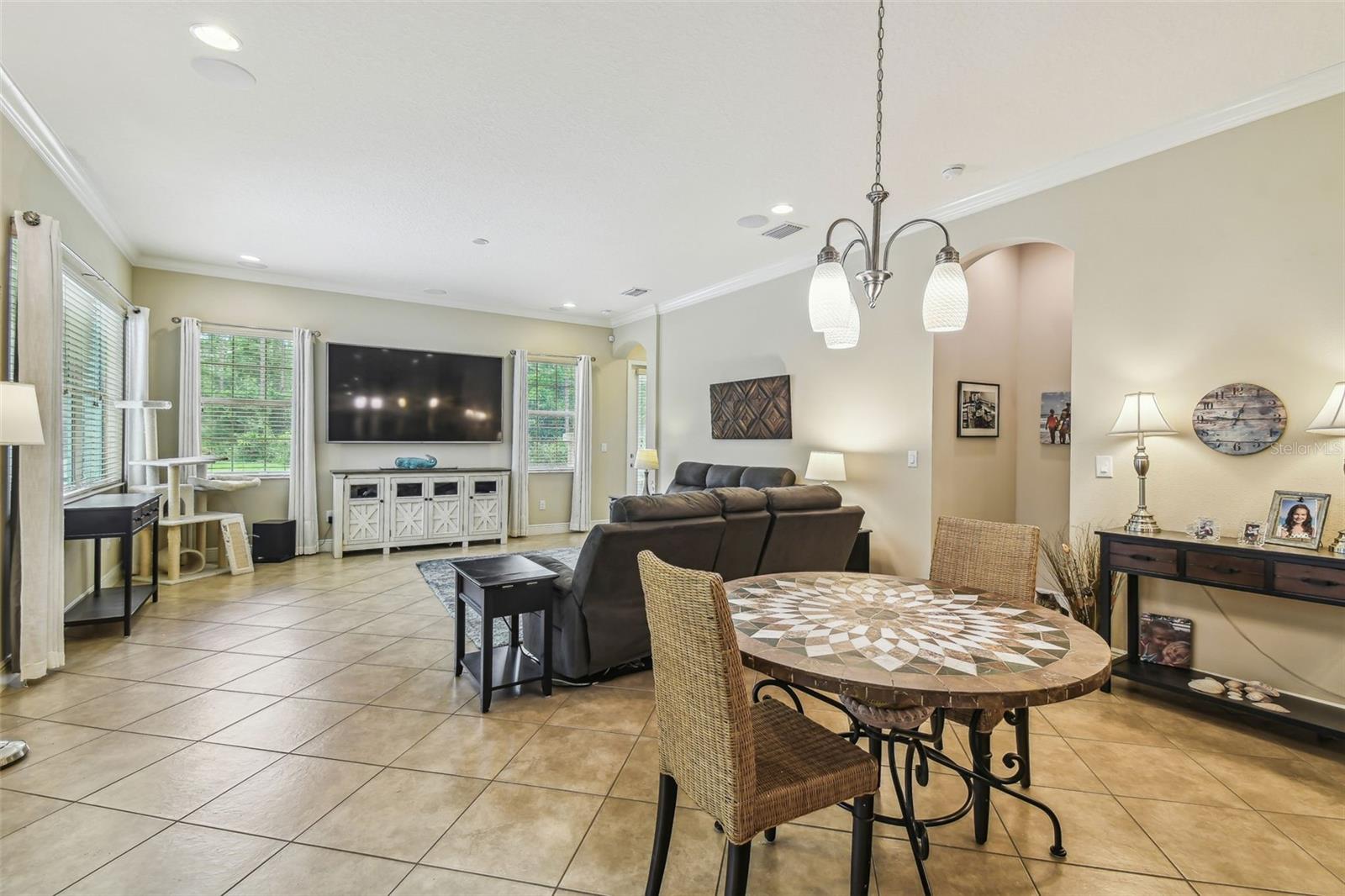 Image 15 of 55 For 32015 Summerglade Drive