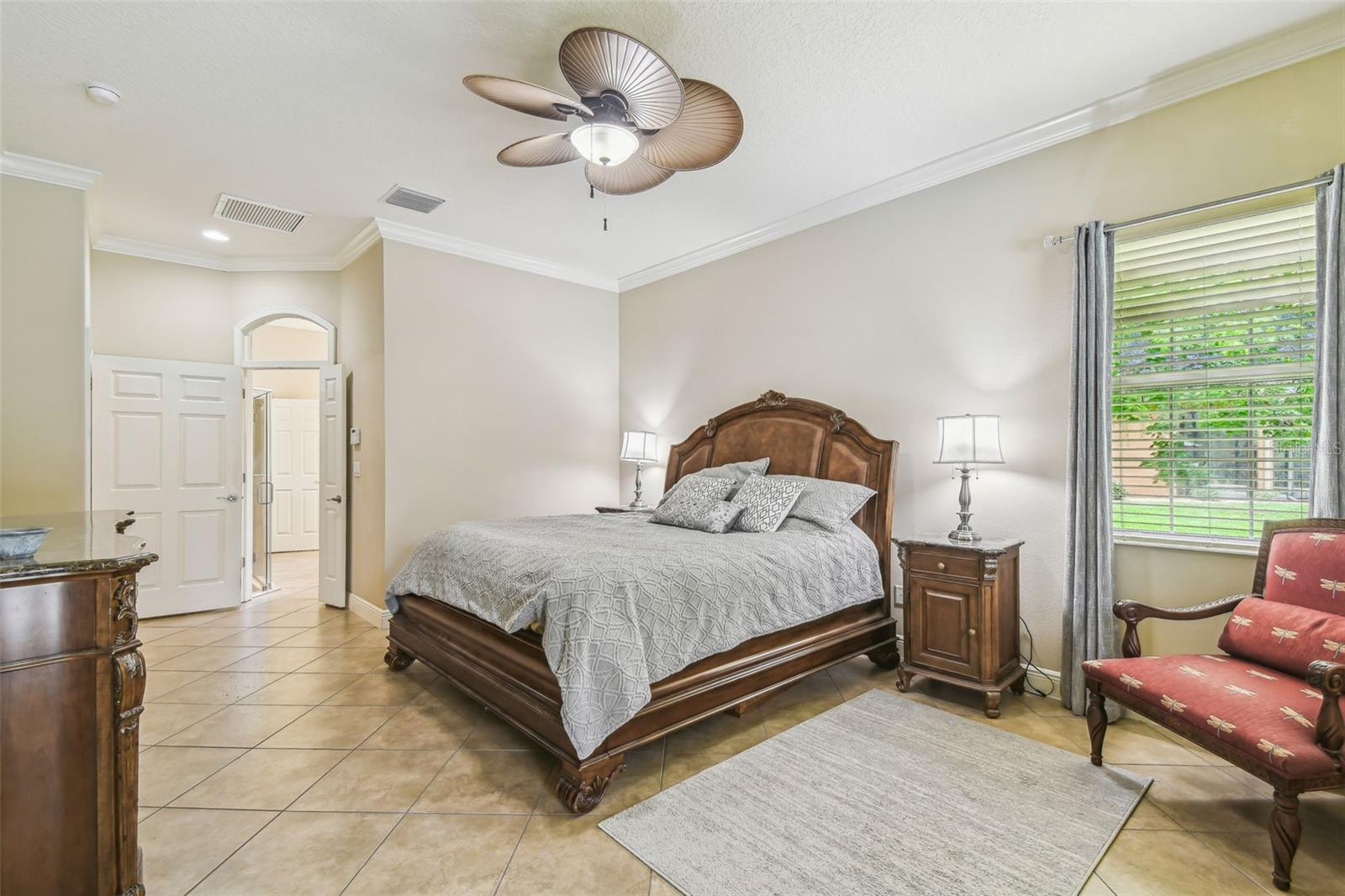Image 19 of 55 For 32015 Summerglade Drive