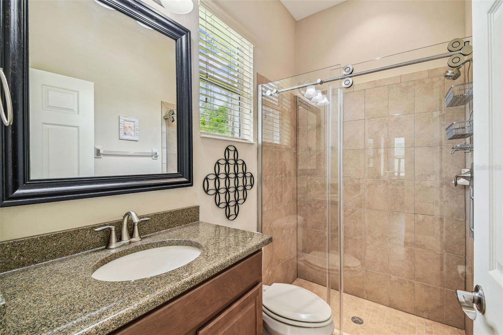 Image 34 of 55 For 32015 Summerglade Drive