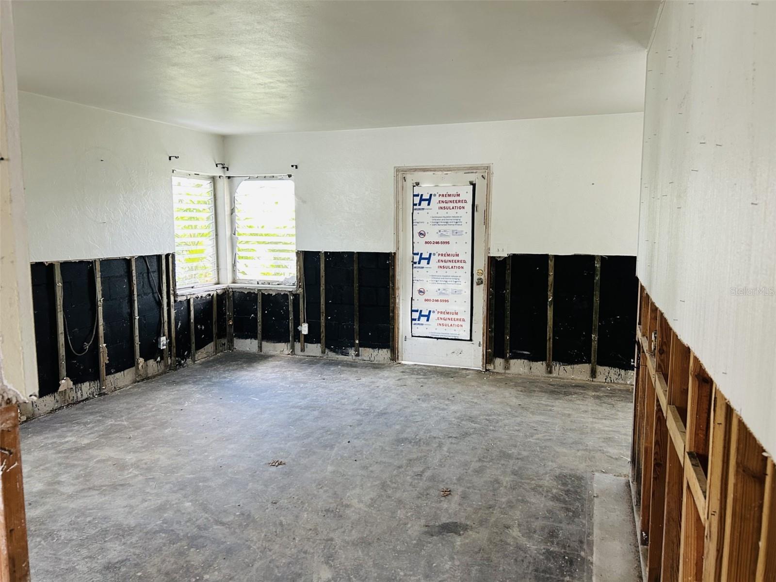 Image 2 of 16 For 2469 Trade Winds Drive