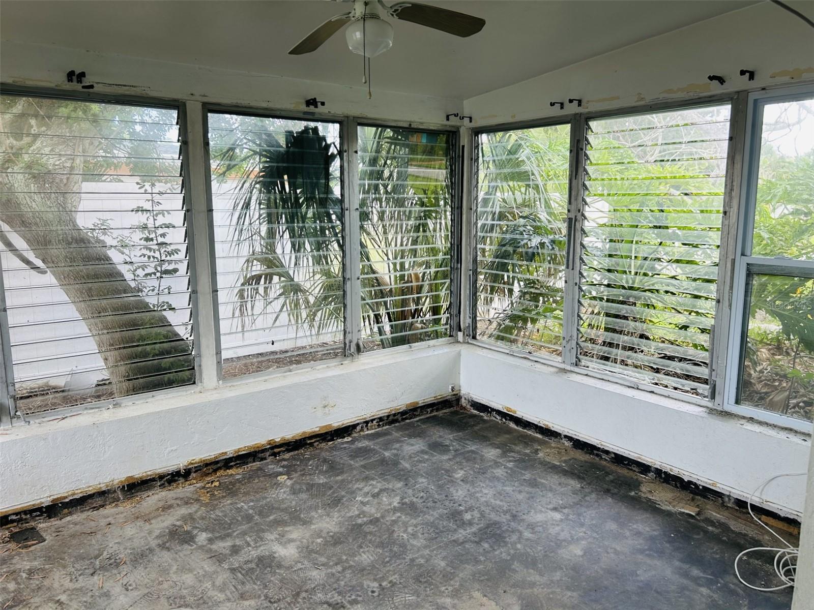 Image 6 of 16 For 2469 Trade Winds Drive