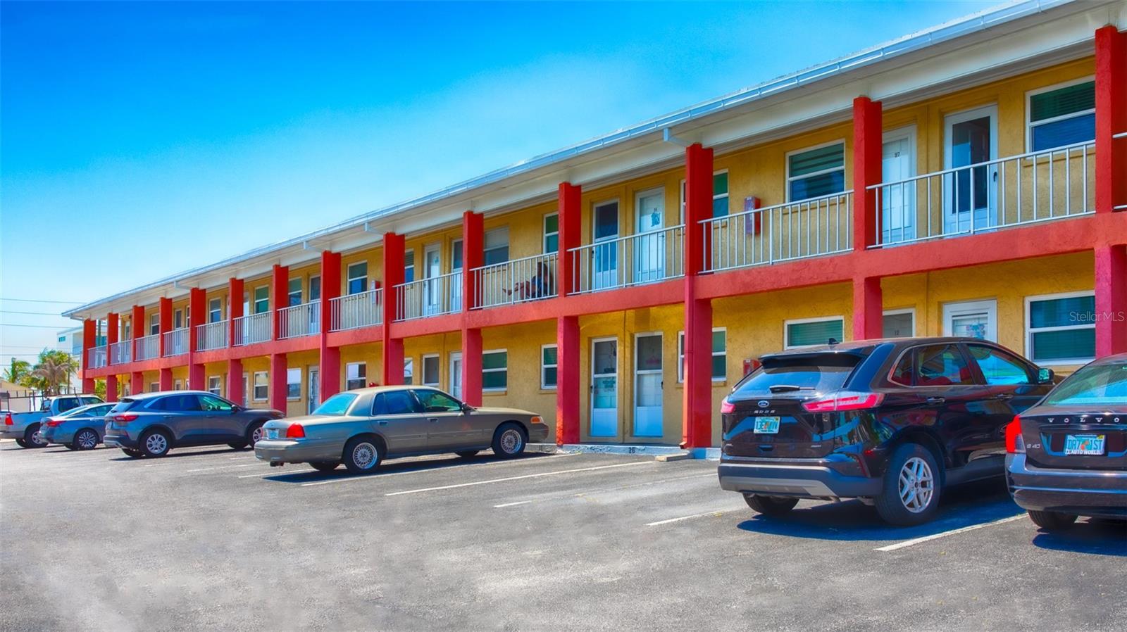 Image 16 of 21 For 8567 Gulf Boulevard 27n
