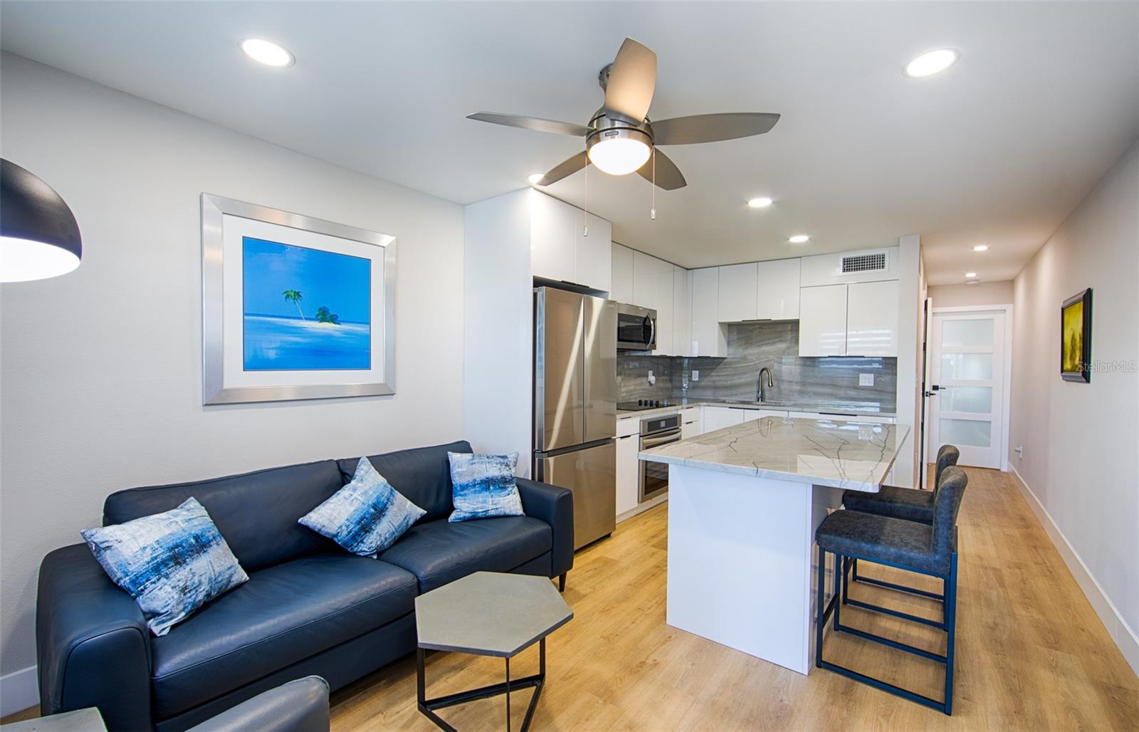 Image 3 of 21 For 8567 Gulf Boulevard 27n