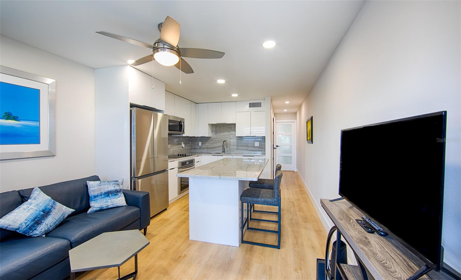 Image 4 of 21 For 8567 Gulf Boulevard 27n