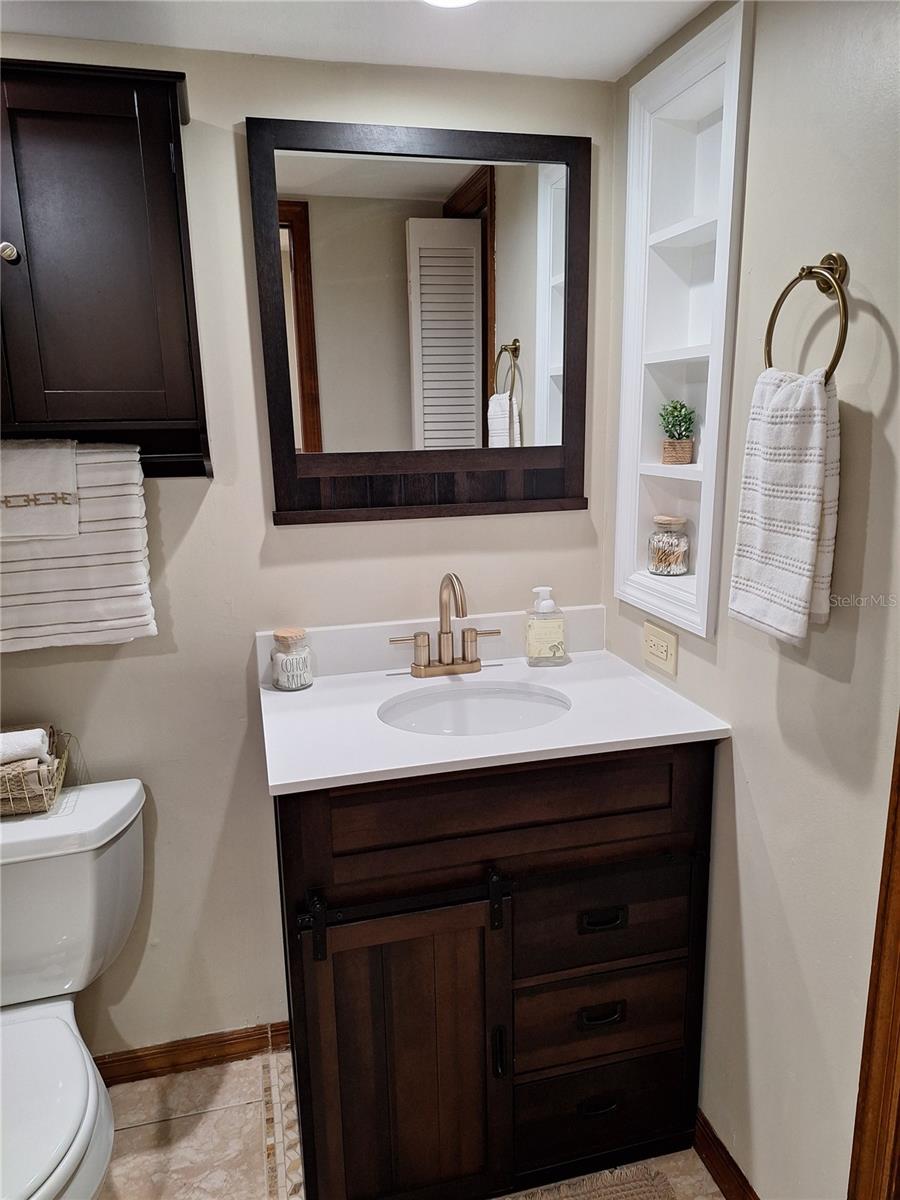 Image 10 of 60 For 3536 Countrybrook Lane 13