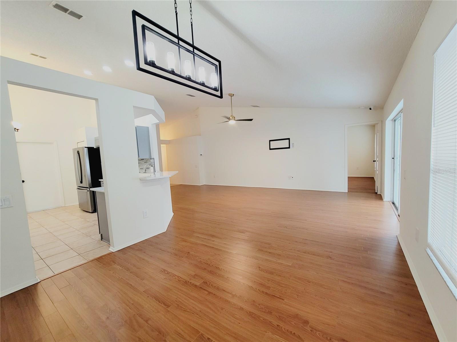Image 10 of 25 For 26857 Carla Place