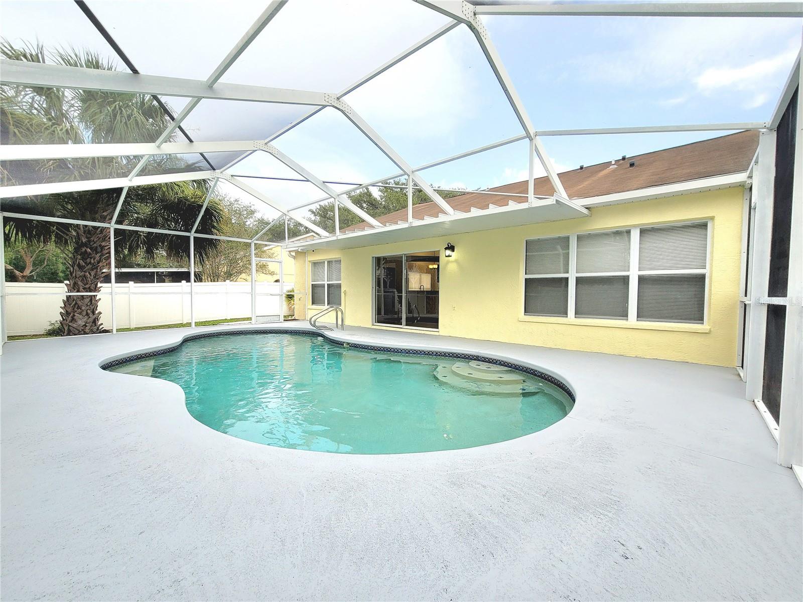 Image 17 of 25 For 26857 Carla Place