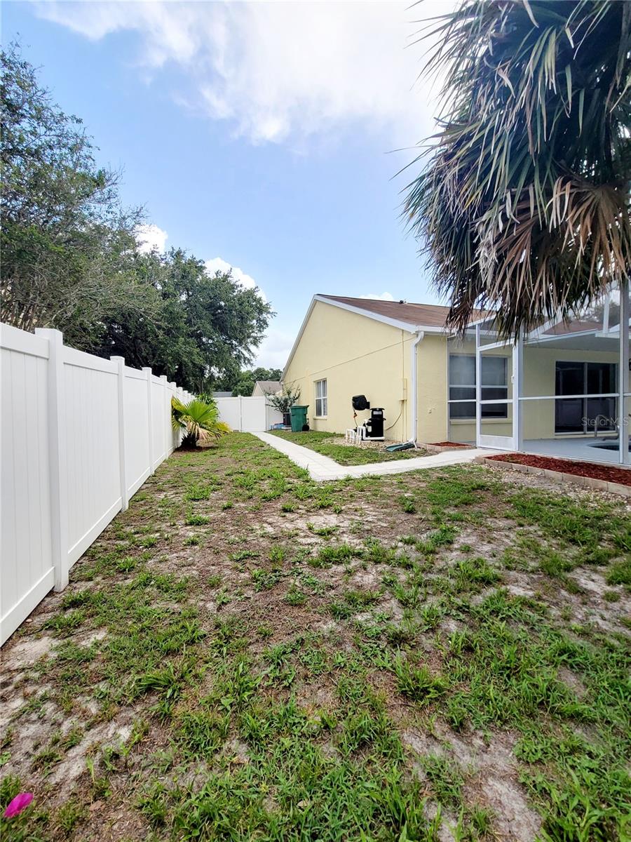 Image 22 of 25 For 26857 Carla Place