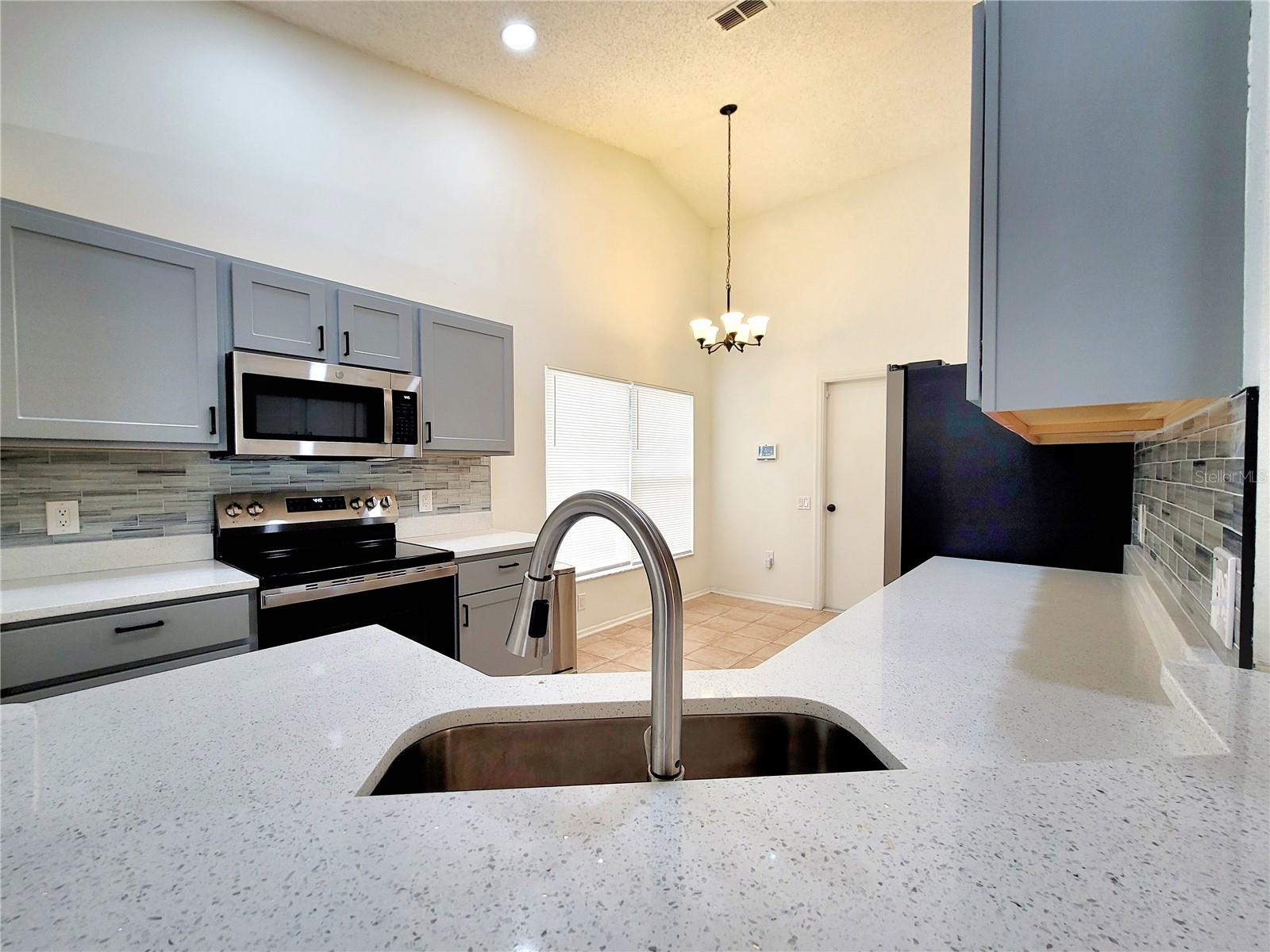 Image 5 of 25 For 26857 Carla Place