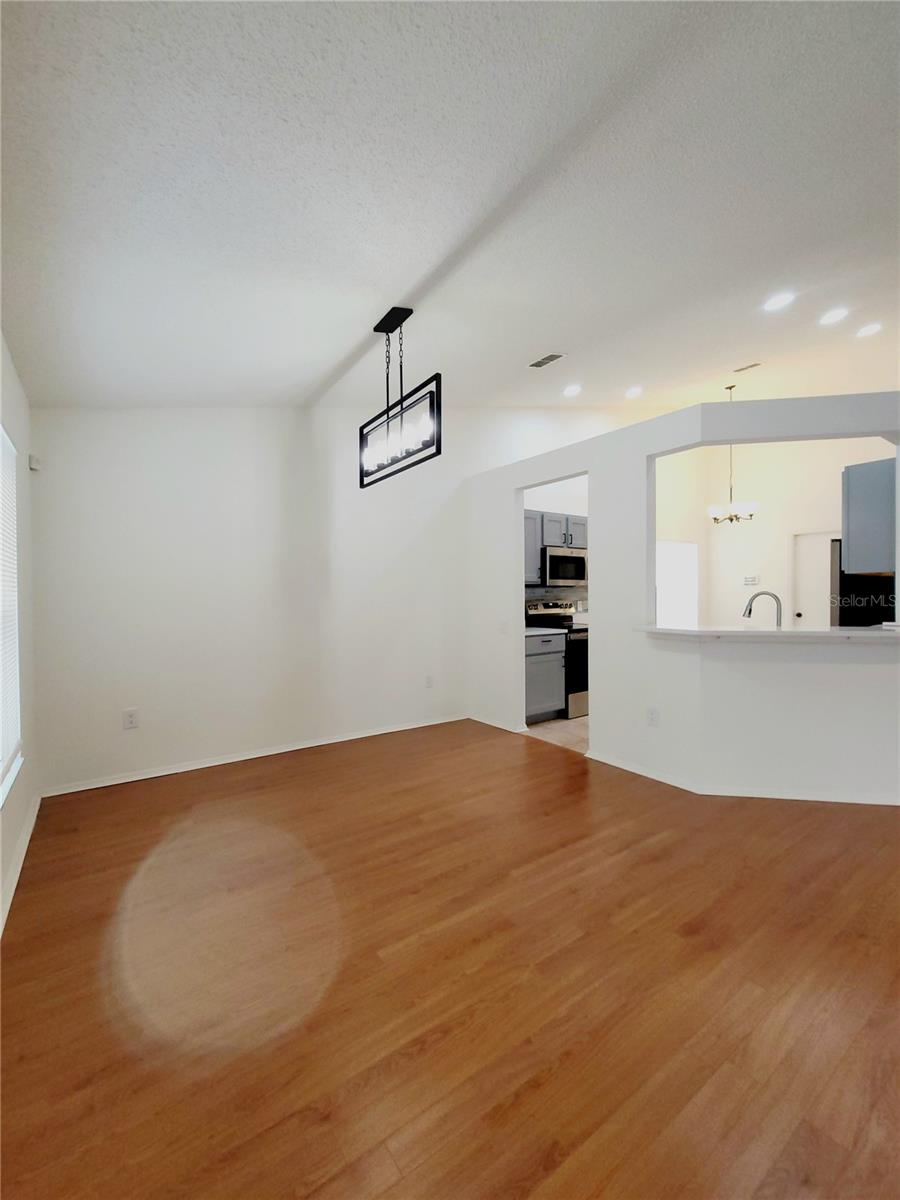 Image 7 of 25 For 26857 Carla Place