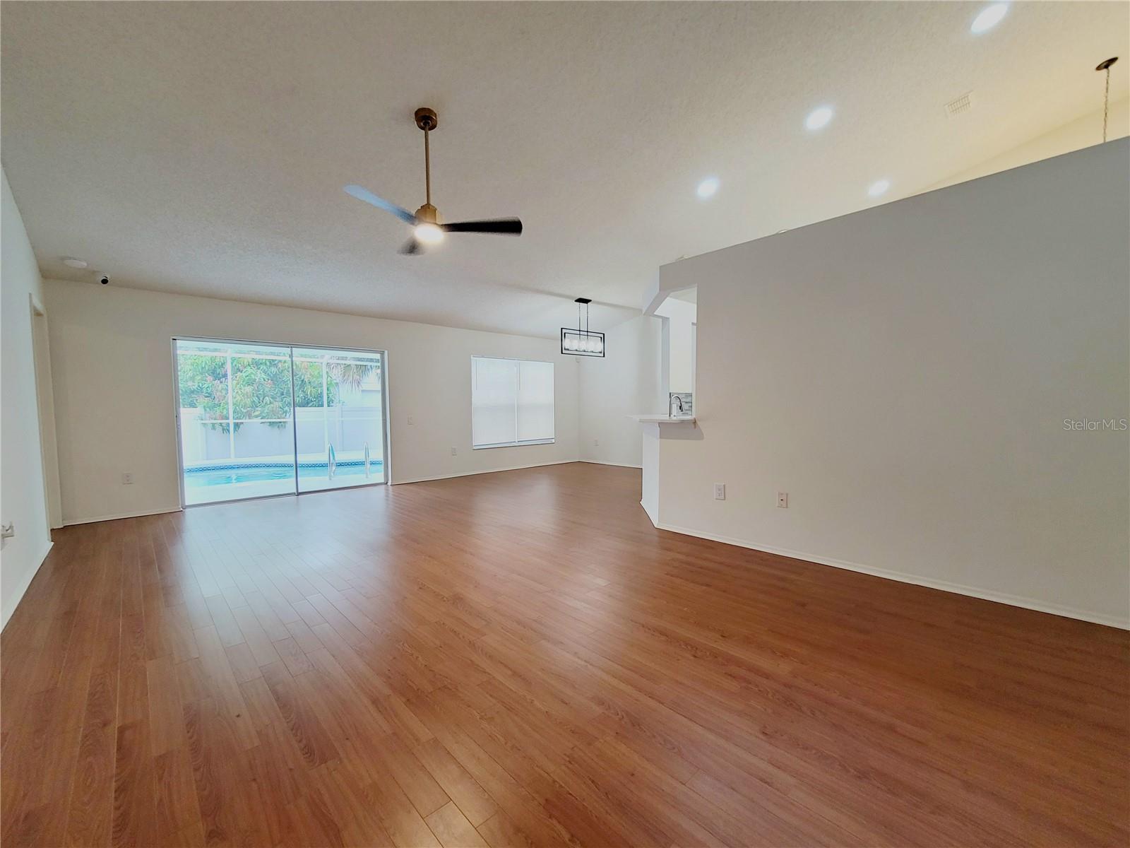 Image 8 of 25 For 26857 Carla Place