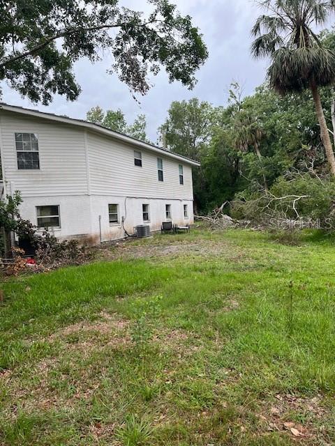 Listing photo id 8 for 2648 Grand Boulevard