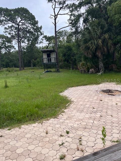 Listing photo id 2 for 2648 Grand Boulevard