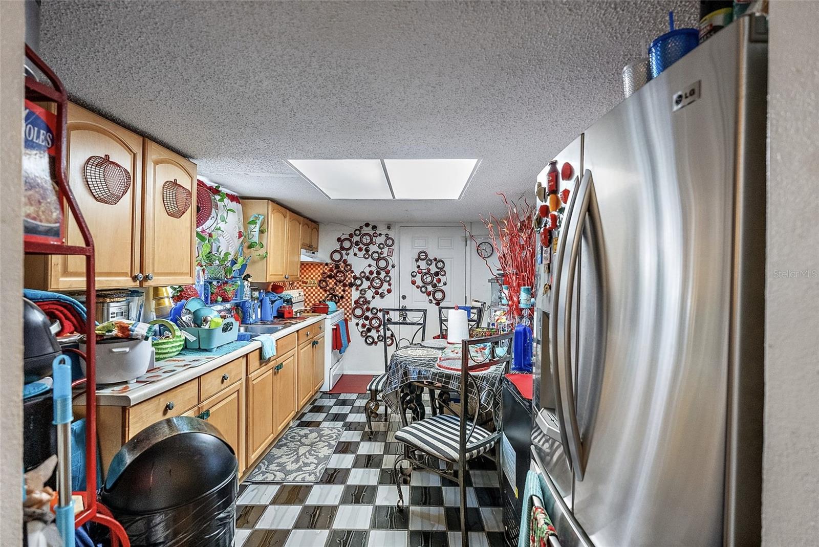 Image 19 of 30 For 1517 Clark Street