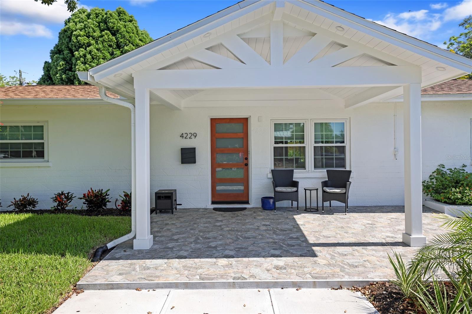 Image 34 of 60 For 4229 7th Avenue N