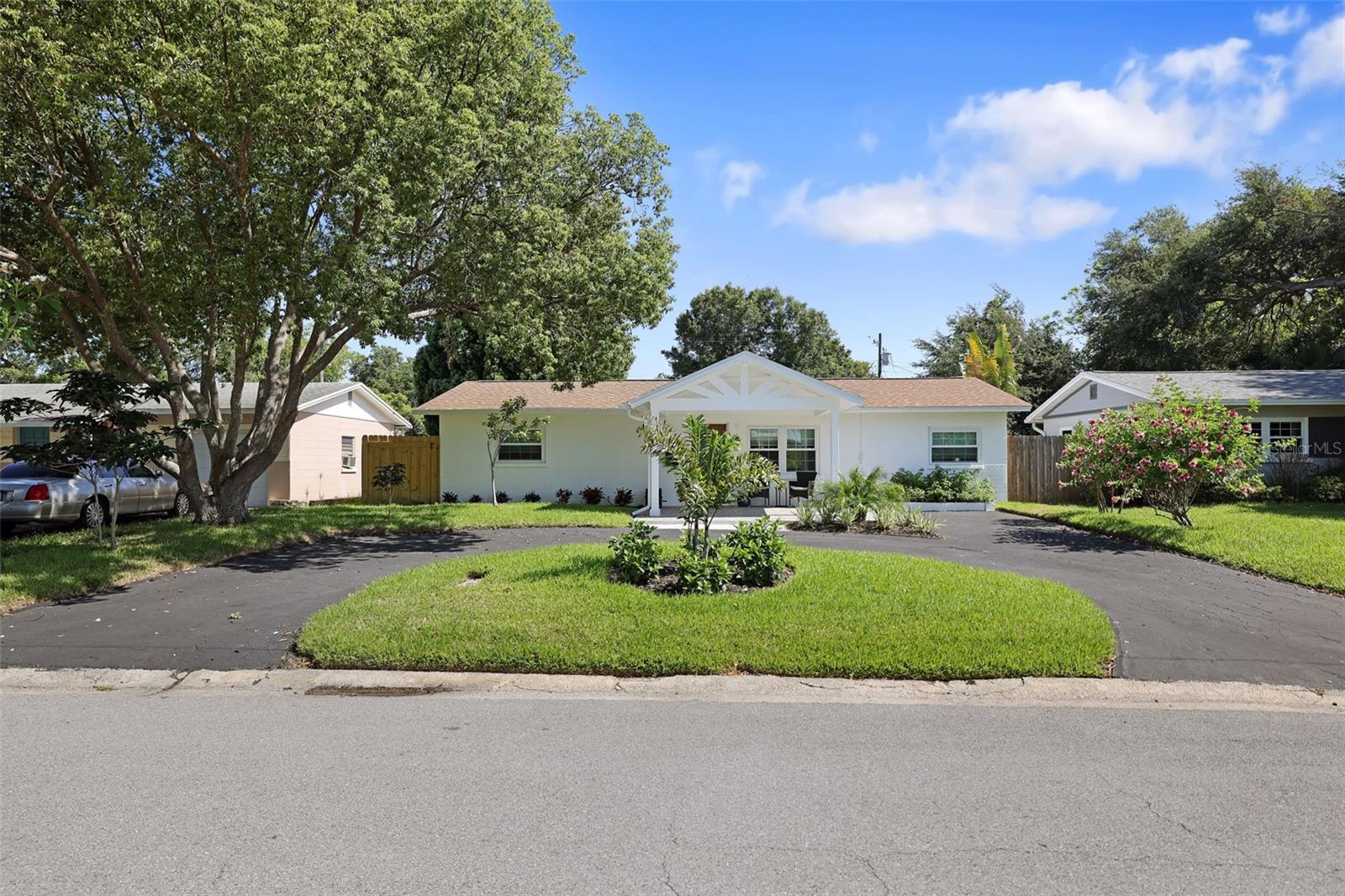 Image 37 of 60 For 4229 7th Avenue N