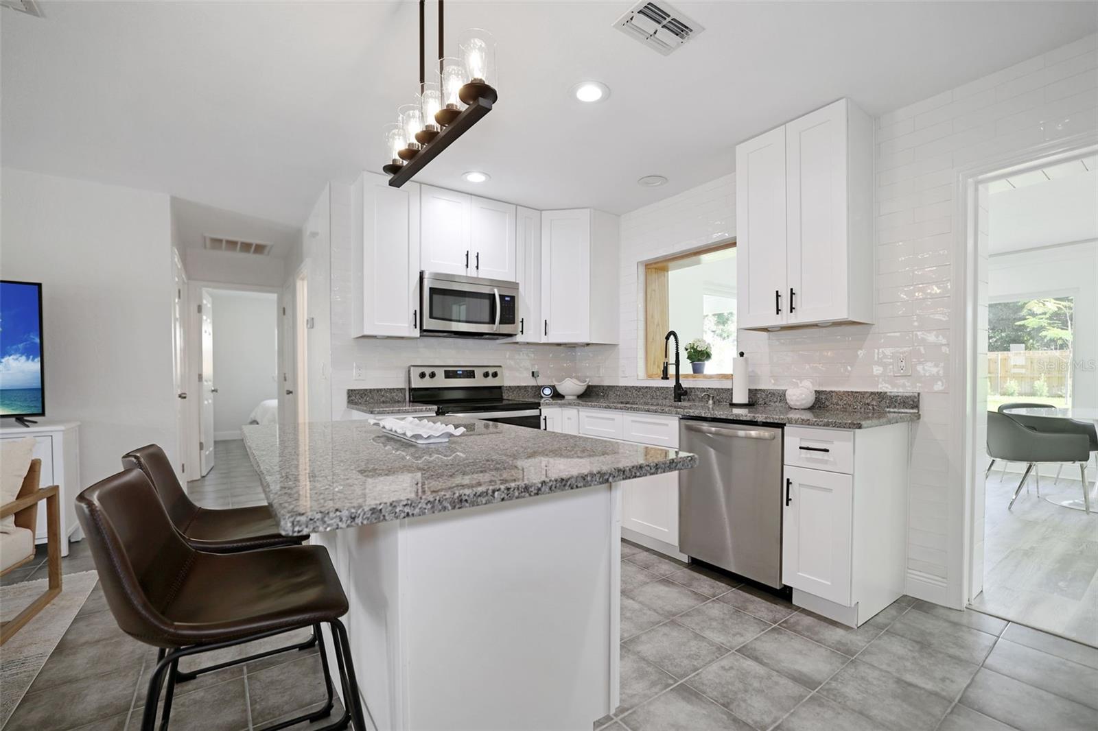 Image 39 of 60 For 4229 7th Avenue N