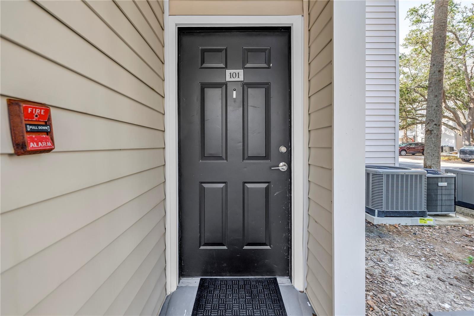 Image 2 of 32 For 3305 Haviland Court 101