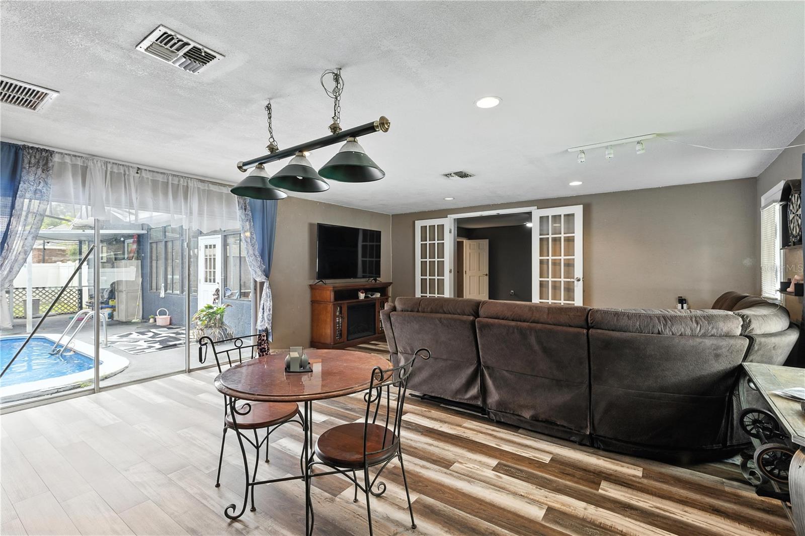 Image 35 of 72 For 37331 Hickory Hill Lane