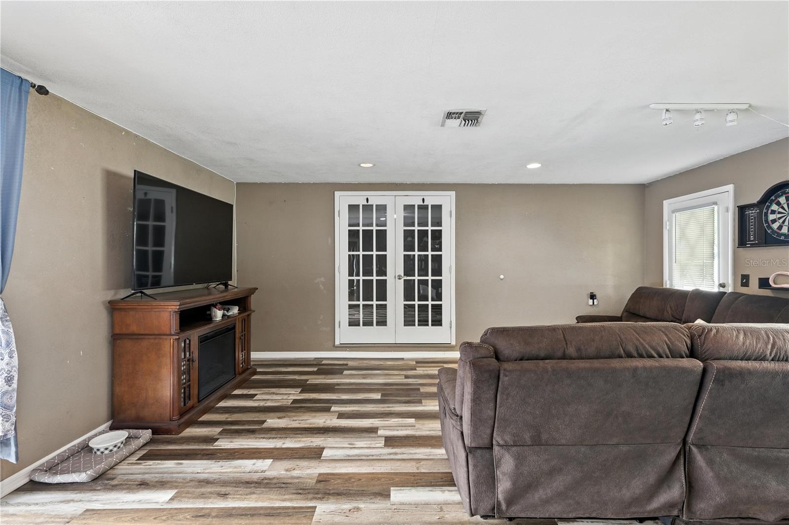 Image 36 of 72 For 37331 Hickory Hill Lane