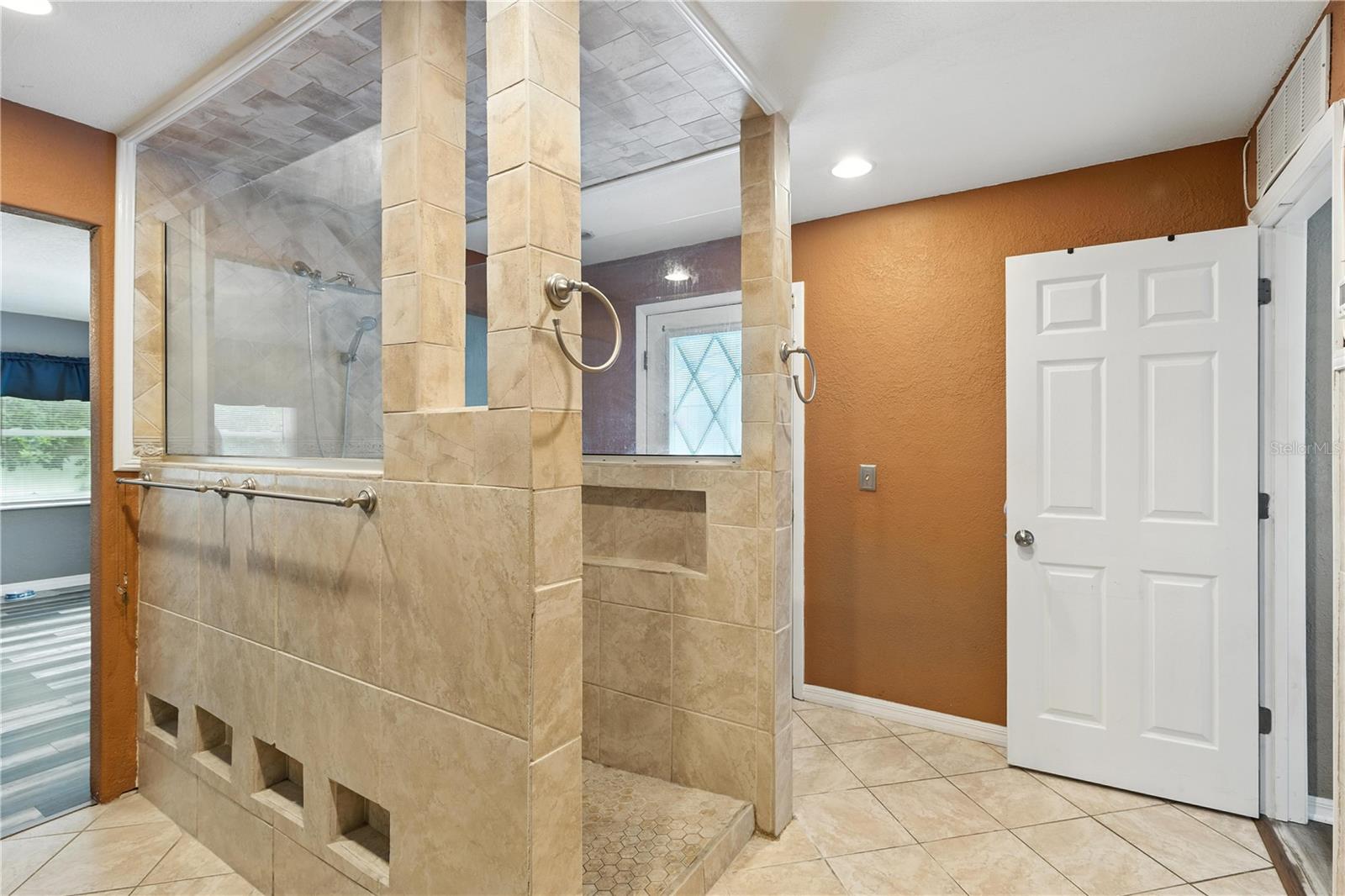 Image 41 of 72 For 37331 Hickory Hill Lane