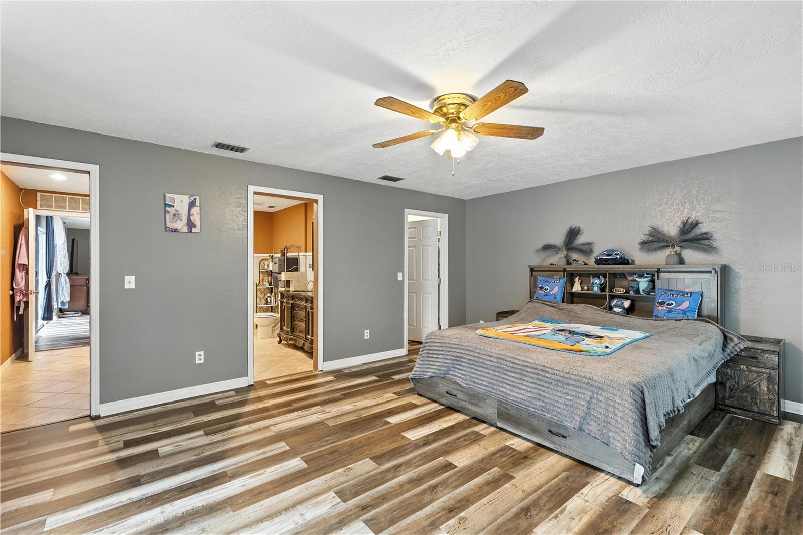 Image 49 of 72 For 37331 Hickory Hill Lane